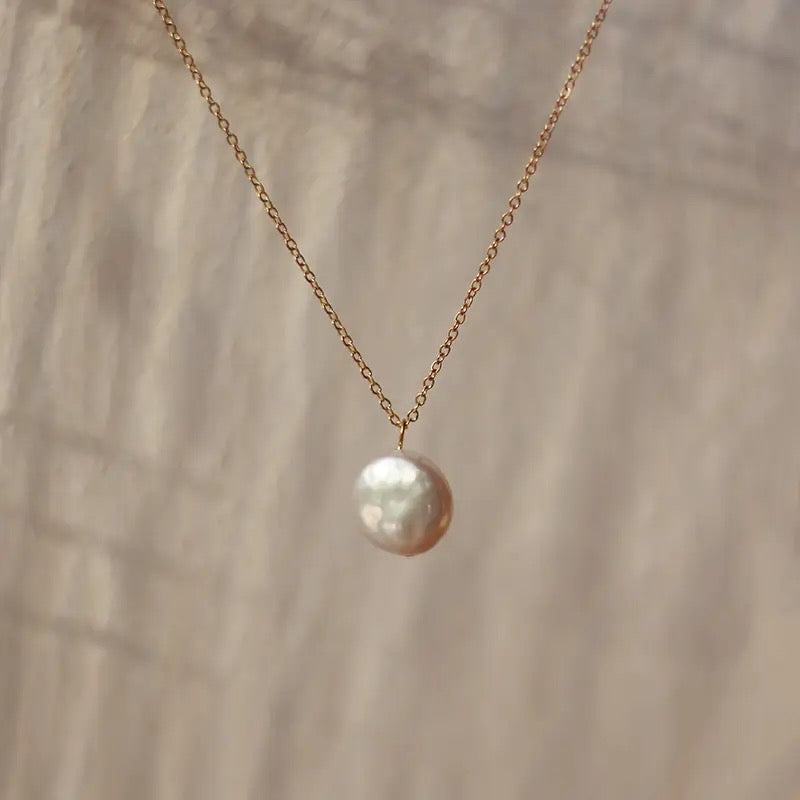 Simple Pearls Necklace