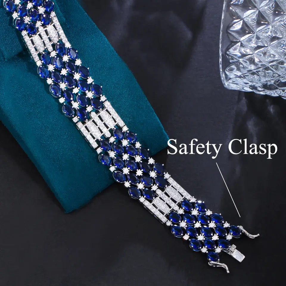 Glamorous Chunky Oval Round Royal Blue Bracelet