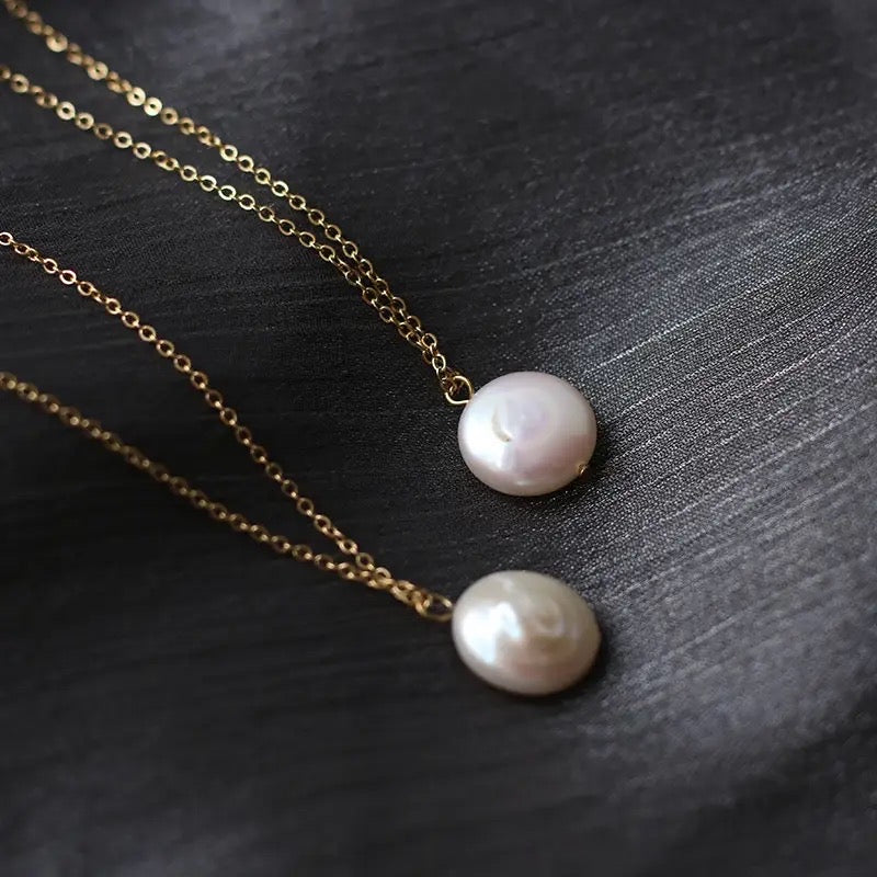 Simple Pearls Necklace